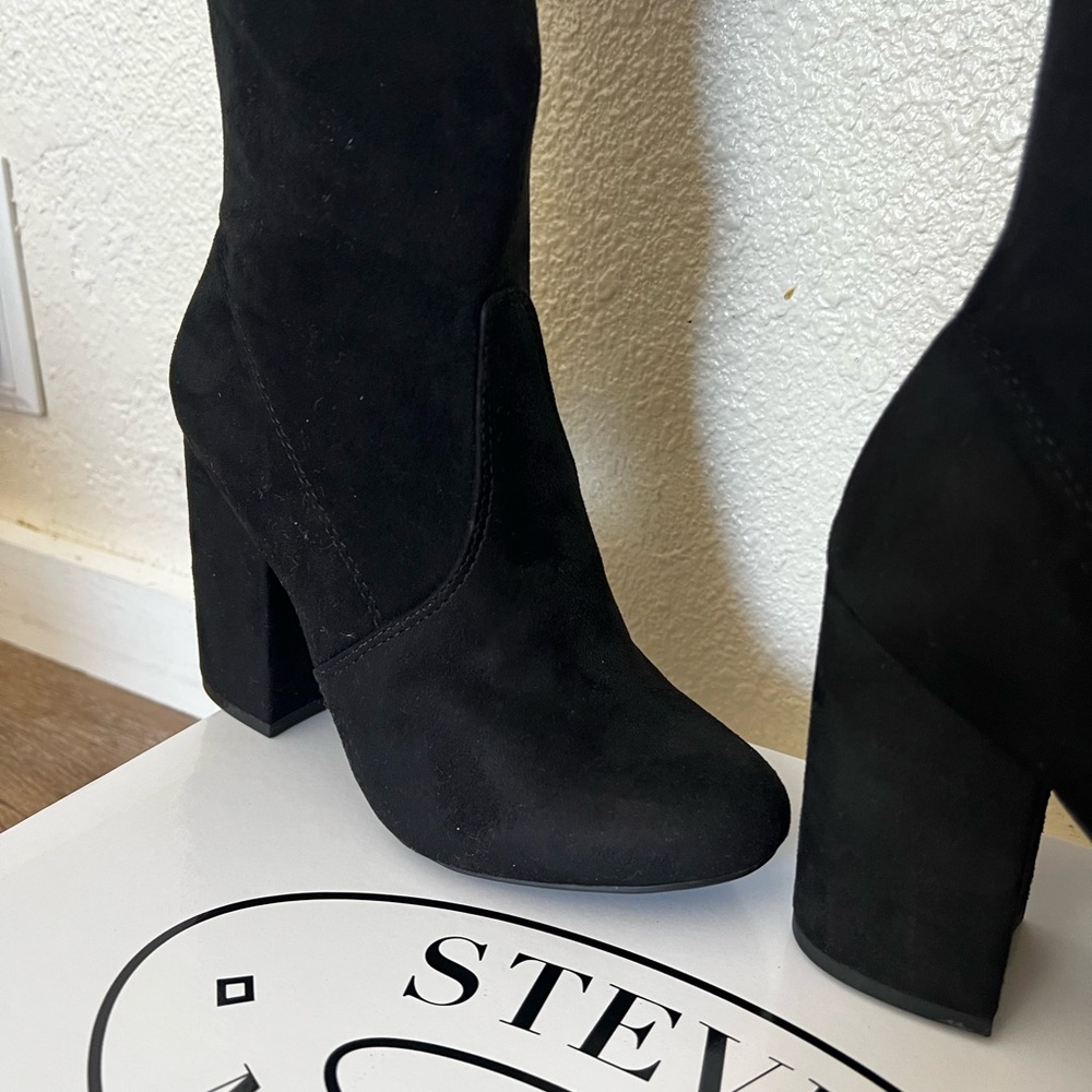 Steve Madden Black Suede Over-the-Knee Norri Boots Size 5.5W - Picture 3 of 12